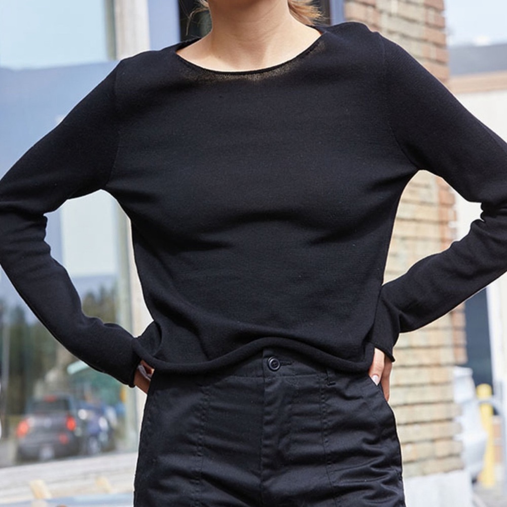 John Galt Black Bell Sleeve Sweater